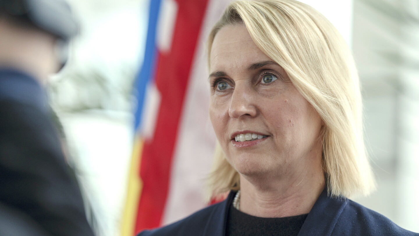 Centrist Democrats Are Staring Down Disaster in a Michigan Swing District
