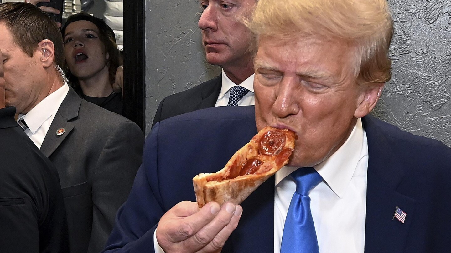 ‘Affected By Pests’: Trump’s Chicago Hotel Restaurants Failed Health Inspections