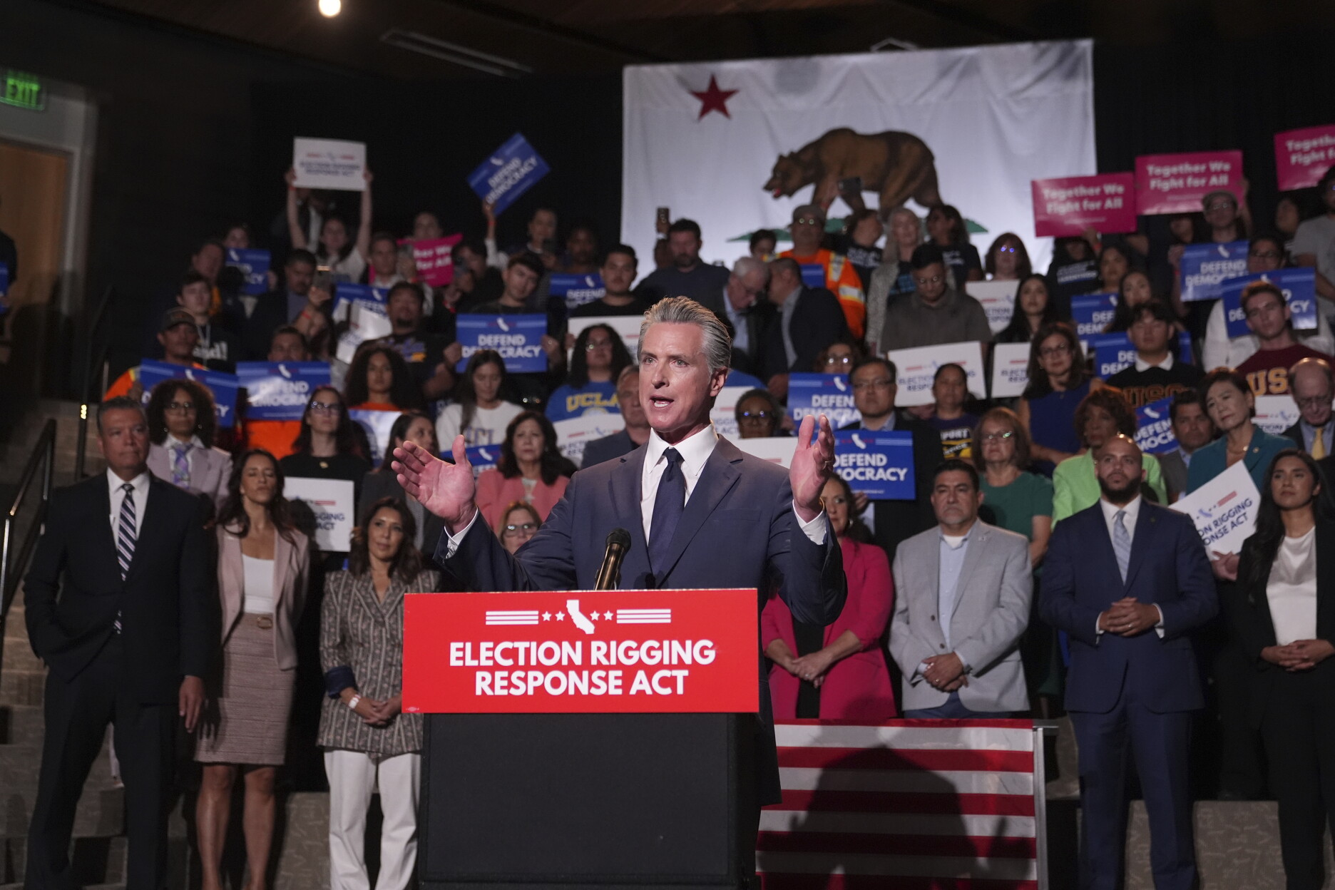 DHS Agents’ Raging Texts About ‘Stunt’ Targeting Newsom Revealed