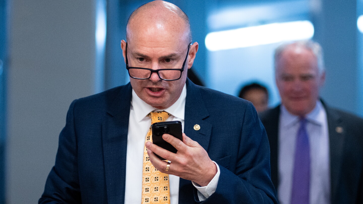 Mike Lee’s Threats to Nix August Recess Are Infuriating His Colleagues