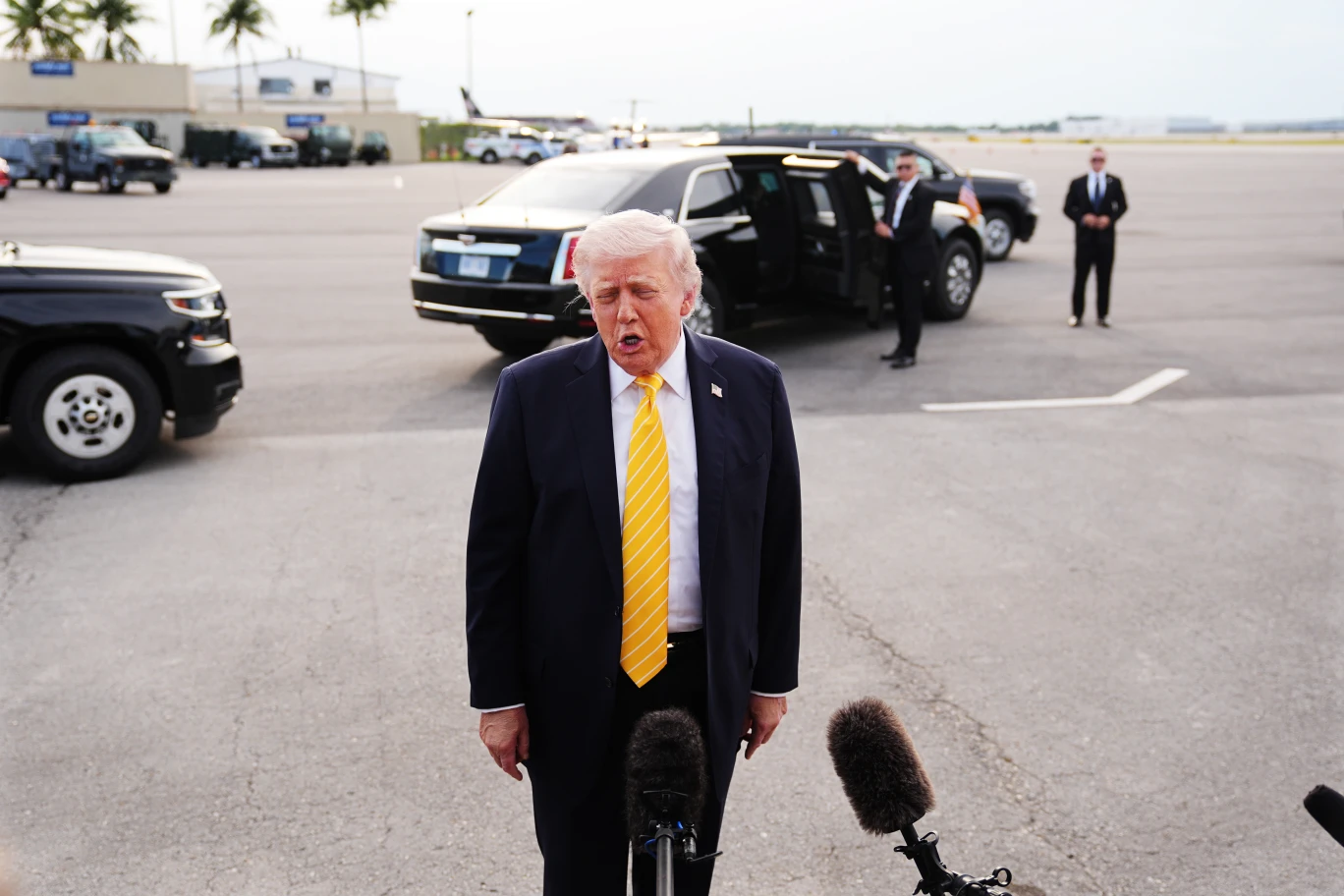 Trump Palm Beach Airport