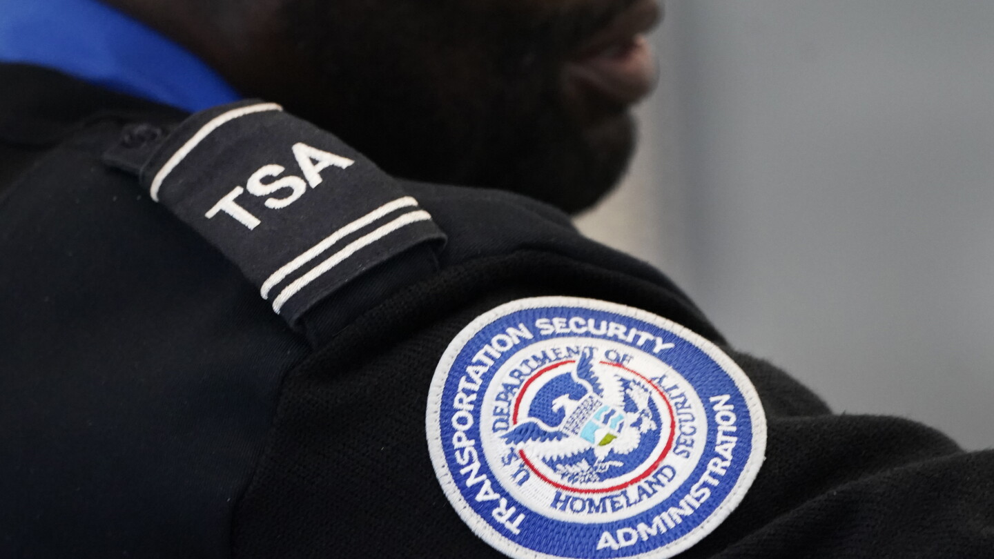 TSA Plans to Fly Thousands of Employees to a Four-Hour Training