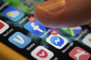 Big Tech-Government Surveillance AP-21173406344763