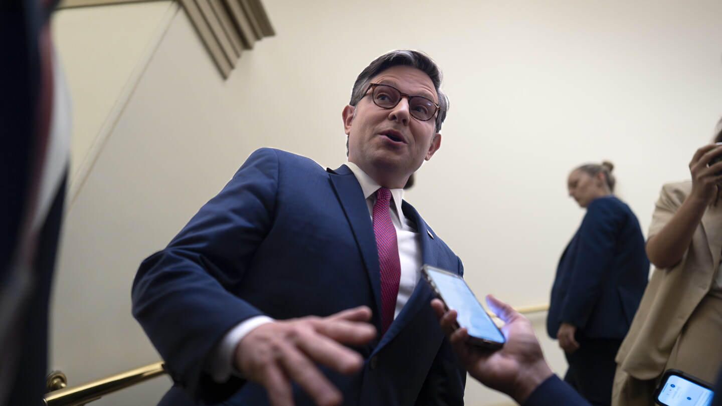 Mike Johnson Is Plotting a Narrow, Fast Reconciliation Bill