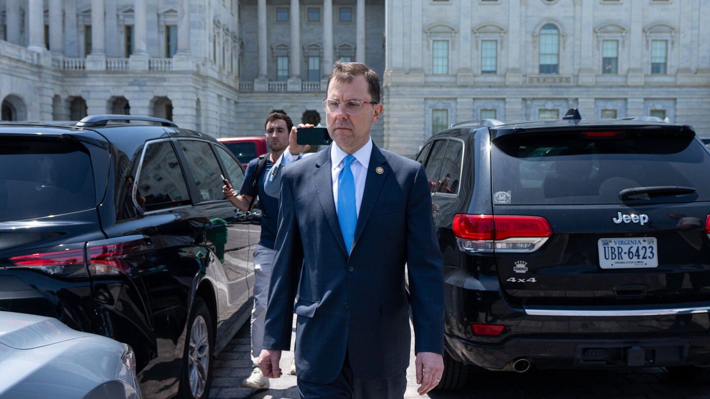 Tom Kean's Absence Shows How Congress Has Failed Itself