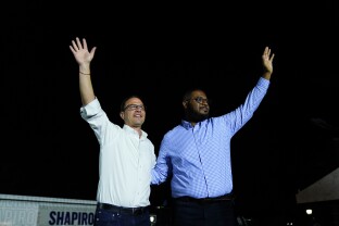 Josh Shapiro, Austin Davis AP-22310862244045