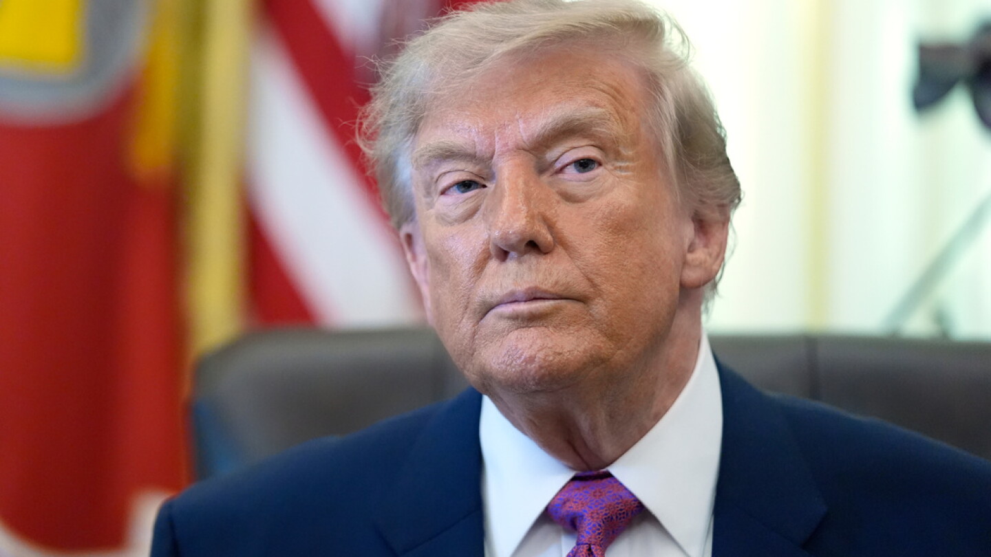 Trump Pushes FCC to Punish Journalists Over 'Fake Polls' and His Endorsements