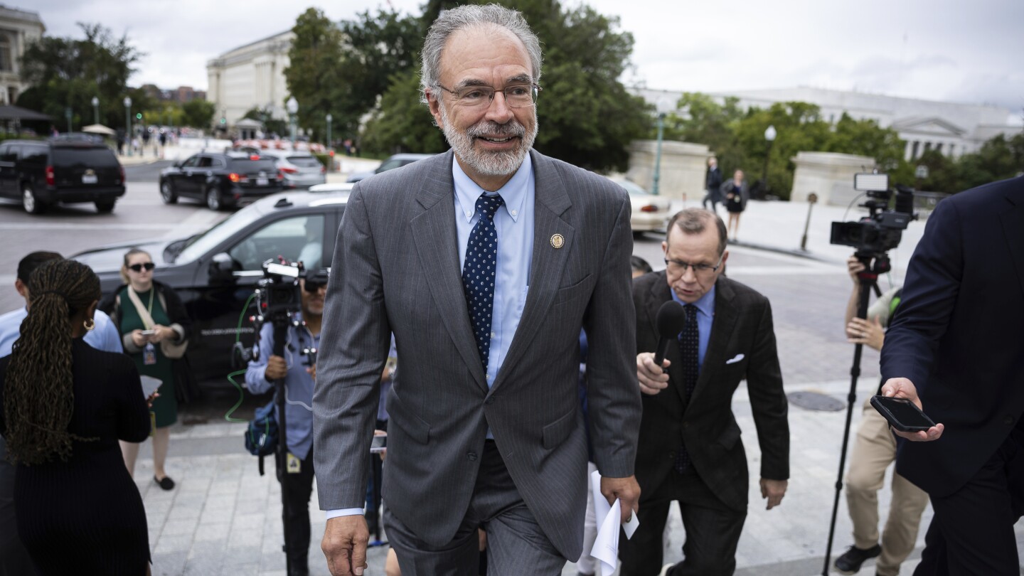 Maryland Looks Into Drawing Its One House Republican Out of His Seat