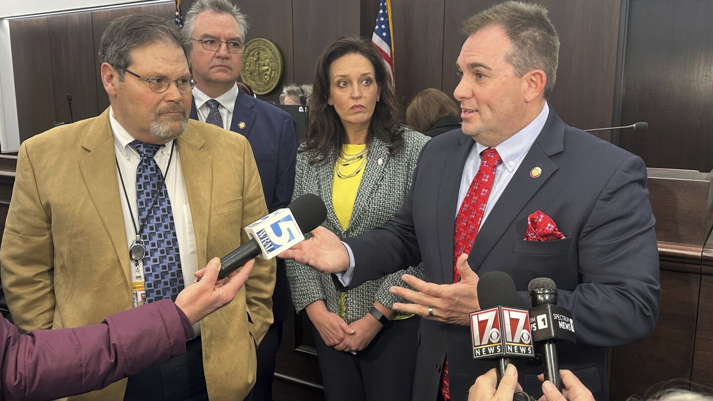 N.C. Republicans Pick State Lawmaker to Replace Chuck Edwards on Ballot