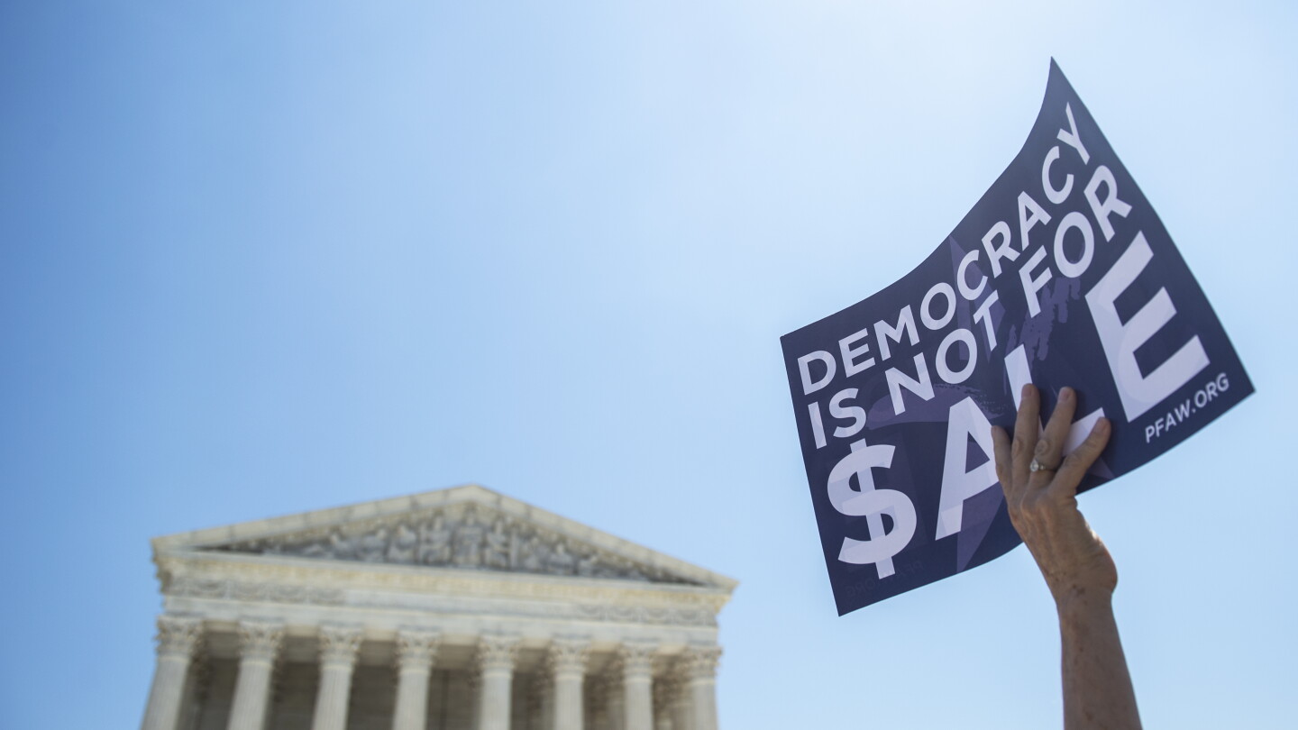 Maine Makes Its Legal Case for Kneecapping Super PACs