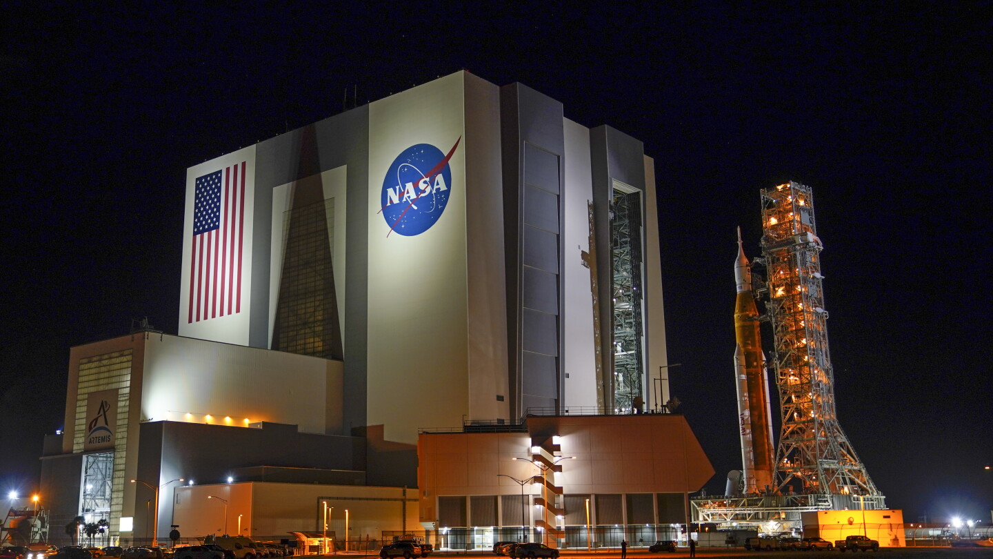 Staffing Cuts Are Threatening NASA's Plan to Land on the Moon
